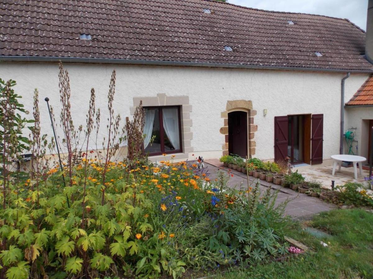 Gite De Charme Rural Avec Terrasse, Jardin Prive, Chevaux A Proximite Et Equipements Modernes - Fr-1-489-213 Neuvy  Eksteriør billede
